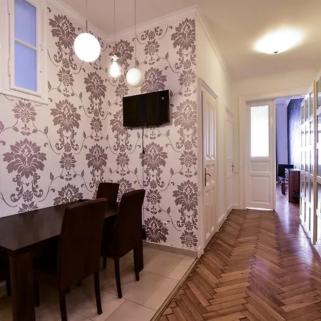 Appartamento Black Feathers Central Luxury Budapest